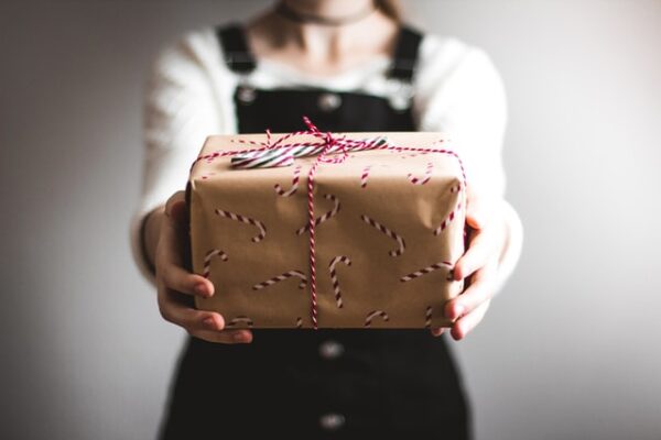 entrega-regalos-personalizados
